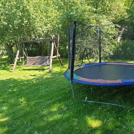 Zielona Przystan بيت للعطل